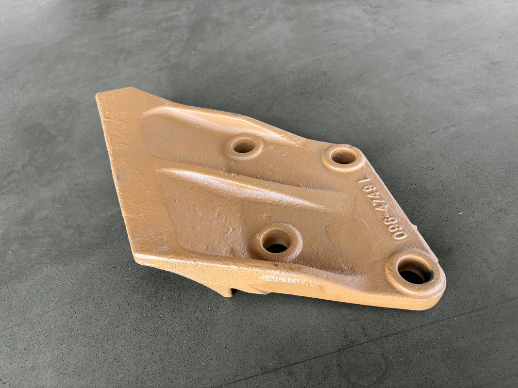 0964747 LH Excavator Side Cutter 10,6KG for 315 Bucket Wear Part